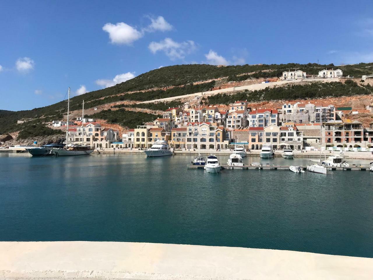Apartments Villa Viktoria Tivat Kültér fotó